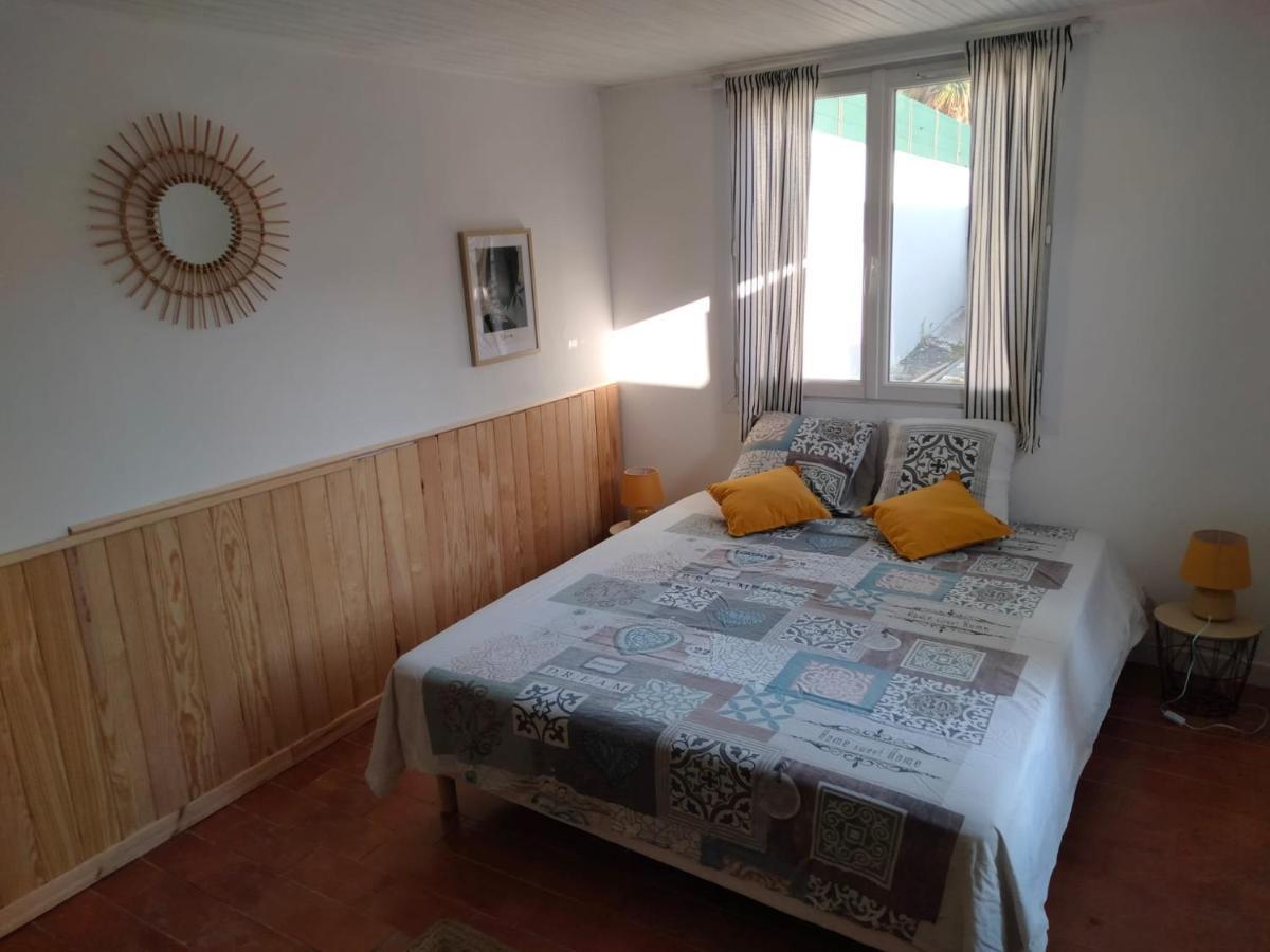 הוילה Saint-Mitre-les-Remparts Cabanon Avec Dependance מראה חיצוני תמונה