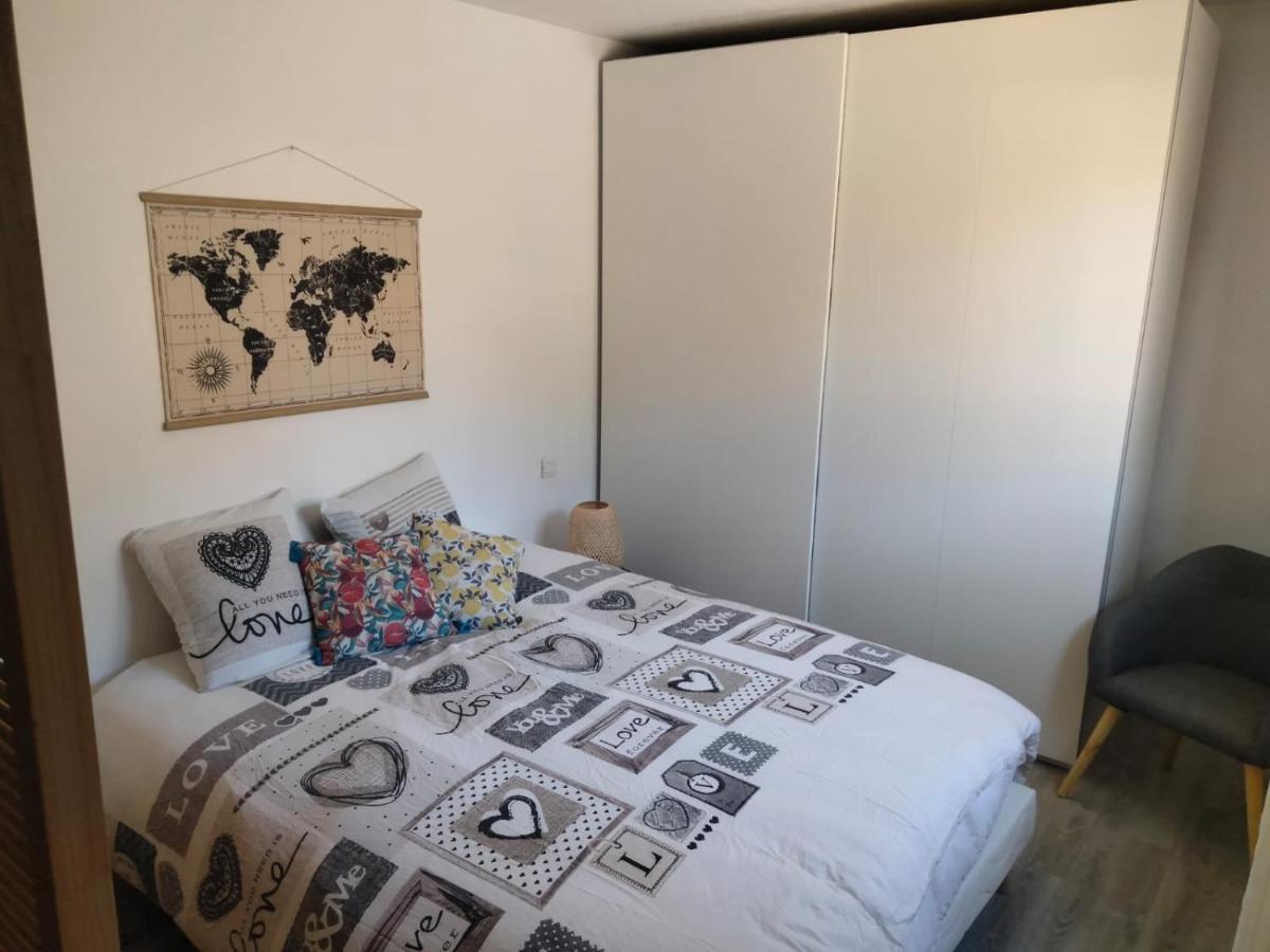 הוילה Saint-Mitre-les-Remparts Cabanon Avec Dependance מראה חיצוני תמונה