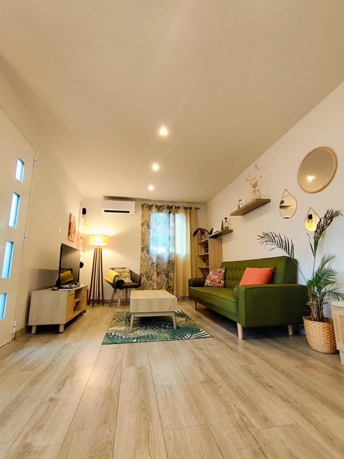 הוילה Saint-Mitre-les-Remparts Cabanon Avec Dependance מראה חיצוני תמונה